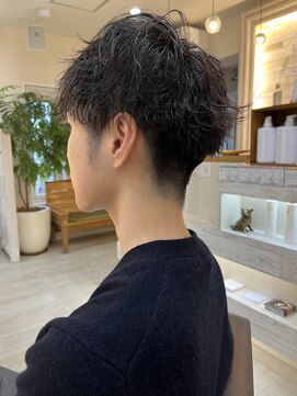 八戸ツイストスパイラル　パーマ　メンズ