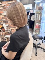 ルーナヘアー(LUNA hair)&nbsp;ダブルカラー/ラテミルクティーベージュ/ボブ/白髪ぼかし/40代