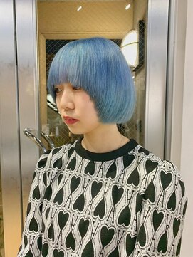 アルカナ 明治神宮前原宿(ARCANA) ブルーカラー　ネイビーカラー　ターコイズブルー　ウルフカット