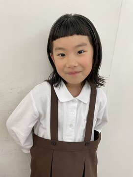 エンドリンク(endlink) キッズカット、ショートバングの外ハネボブ