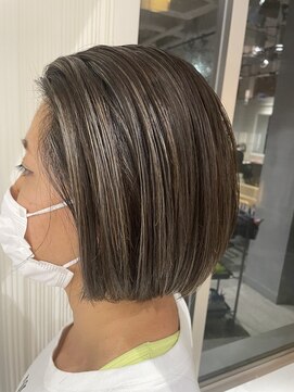 エイト 横須賀中央店(EIGHT) デザインカラー_切りっぱなしボブ