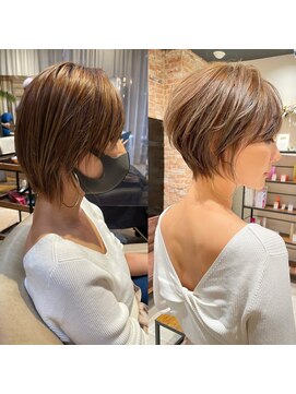 バンプ ギンザ(BUMP GINZA) 30代、40代/丸みくびれショートボブ×白髪染めハイライト/大宮