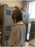 艶感ブラウンカラー♪ぱっつん切りっぱなしボブ
