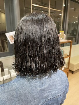 アウラ(AURA) ゆるふわパーマ