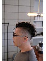 フィールズ ライク(FEELS LIKE.)&nbsp;ハードなパーマスタイル