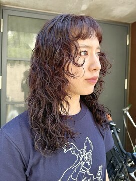 ナループロアオハナ(Nalu pu loa ohana) パーマ/ロングパーマ/ウルフパーマ/原宿/表参道