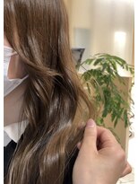 シアン 栄店(CYAN.)&nbsp;明るめオリーブベージュ