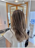 コントラスト◎ハイライトバレイヤージュミルクティーベージュ