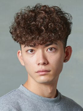 エルマーク 天王寺(L-MARK) スペインカール/スパイラルパーマ/波巻きパーマ/フェード/メンズ