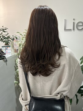 ブリーチなしベージュカラー/レイヤーカット/ロングレイヤー