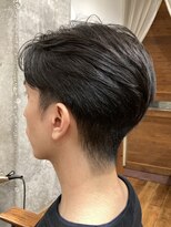 シルフィ(sylph)&nbsp;メンズカットセンターパートフェザーパーマカルマパーマ
