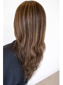大人可愛いハイライト×くびれロング