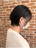 ハンサムショートレイヤーカットミルクティーベージュハイトーン