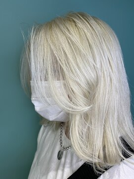 リーホリエ(Lee Horie) ホワイトカラー