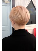 ハンサムショート20代30代人気☆透明感ブロンドベージュショート