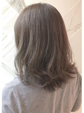 カノイ(KANOI) 透け感＊大人グレーアッシュ