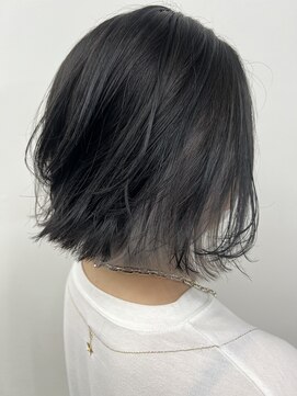 アマレット(Amaretto) 【インナーグレー】レイヤー外ハネボブ@富澤翼