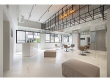 【子供連れも大歓迎なオシャレ空間】[立川/ヘアセット/ブリーチ/髪質改善/韓国]