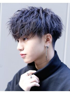 リップス レイ ギンザ(LIPPS Ray GINZA) 刈り上げ前下がりマッシュ 無造作パーマ