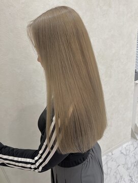 トゥルークリエイション 渋谷(True Creation) 圧倒的ミルクティーベージュ