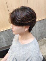 ニアウ 伊勢崎連取店(Niau)&nbsp;刈り上げセンターパートニュアンスパーマ