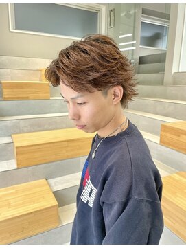 カケル(×.) ブラウンカラー×フェザーショート