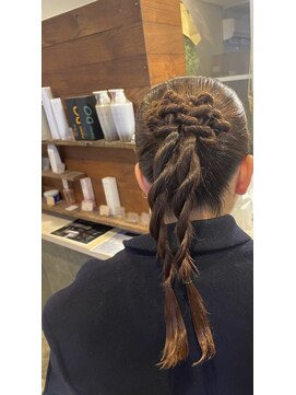 【松山/LAG】飾りなしでもオシャレに♪