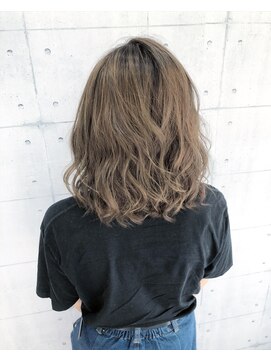 ニューヨークニューヨーク 守口店(NYNY) 外国人風カラー