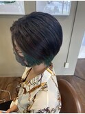 ショートボブ　インナーカラー