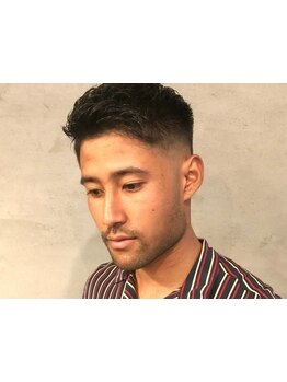 【平日22時迄営業】ビジネスマンに欠かせない身だしなみだからこそ朝のスタイリングも楽に★仕事帰りにも◎