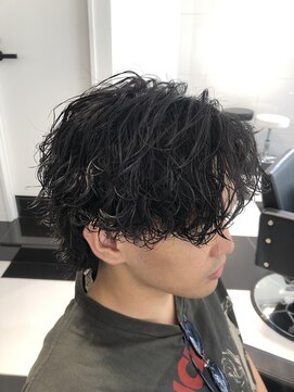 オーシャントーキョー(OCEAN TOKYO) ツイスパマッシュ(刈り上げツーブロック黒髪パーマ)