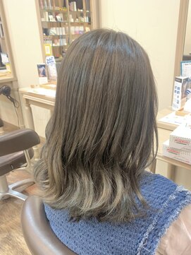 アルターリール(aL ter Rire) カール/セミディ/シアーカラー/姫カット/鎌取/福原遼華