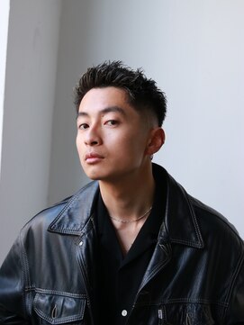 グルーマーズトウキョウ(GROOMER/S TOKYO) 神保町スペインカールブルーブラックメンズスパイキーショート