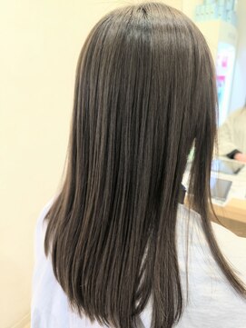 ウイバイファースト(u'i by first) ケアストレート