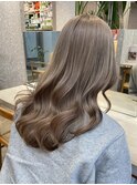 ヘーゼルベージュマロンベージュオリーブ顔まわりレイヤーカット