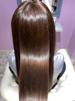 ロアゾブルーミュージアム(L'oiseau Bleu museum)&nbsp;染める度に美しく艶髪ハーブで修復