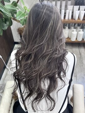 ベルヘアーデザイン 堺東(Belle hair Design) ハイライトレイヤーカット韓国風イルミナカラーグレージュ堺東