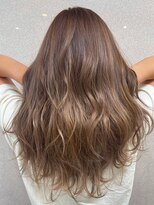 フィックス(FIX)&nbsp;【大人女性に人気】巻き髪スタイル　【平野/南巽/八尾】