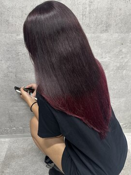 ルイス(L'wis) ピンクブラウン学割U24ケアブリーチ10代20代渋谷ワインレッド