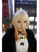 シィーム(cime) ホワイトブロンドカラー×レイヤースタイル