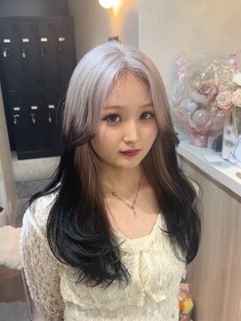 シグマルミエ 福島店(SIGMA LUMIER) ホワイト×ブラックのルーツカラー！！