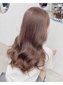 触れたくなる柔らかさ。極上の艶髪ロング