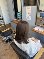 レアレア ヘアアンドライフ(LeaLea)&nbsp;ワンホンレイヤー/ミルクティーブロンド/ダークブルー/伊丹