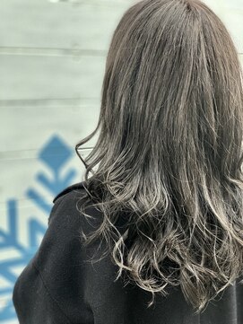 リッカヘアー(Ricca hair) 20代30代40代外国人風カラー◎クラウドグレー極細ハイライト