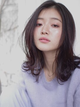 ウクラ バイ レシッド 池袋(uchla by rcid) やわらか質感セミウェットミディ