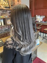 アトリエ バロッコ(atelier Barocco)&nbsp;圧倒的ホワイトシルバーバレ