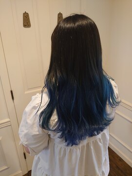 バター(butter) 青グラデーション