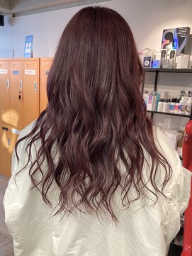 コワファーストナガサキシャンプーボーイ(COIFF1RST NAGASAKI SHAMPOO BOY) ブリーチ1回＋カラー