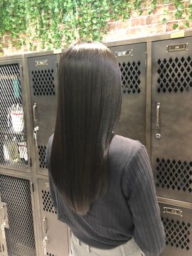 ナンバー リコ 名駅 ジャム 名古屋(N° rico JAM) ダークトーン　ネイビーブラック　艶髪　TOKIOトリートメント