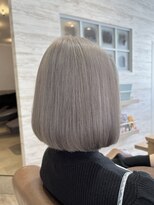 ラボヌールヘアー 宇都宮店(La Bonheur hair)&nbsp;ホワイトシルバー♪【宇都宮駅/インナーカラー】